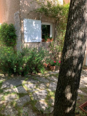 Charmante villa au calme entre mer et Cévennes Animaux de compagnie acceptés